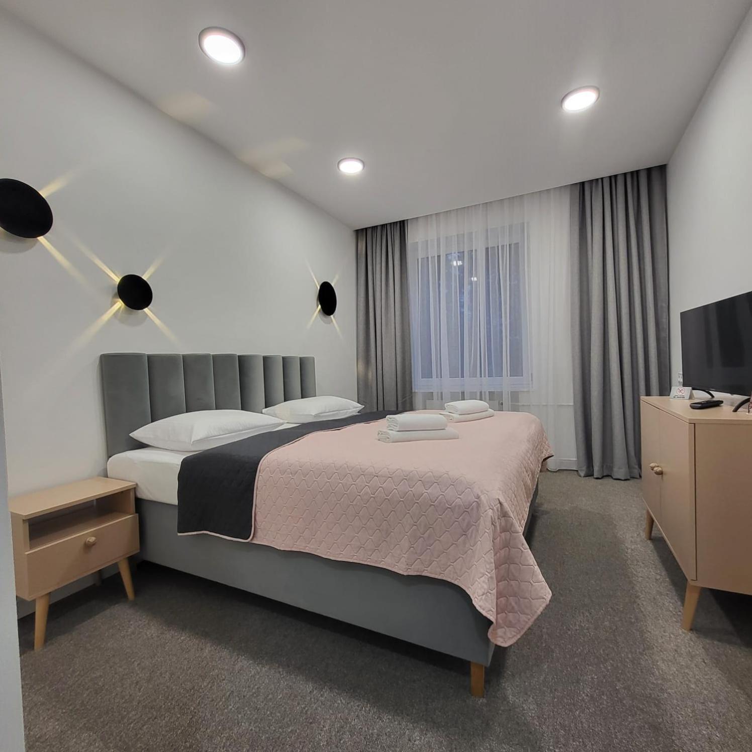 Hotel Piast Myślibórz Buitenkant foto