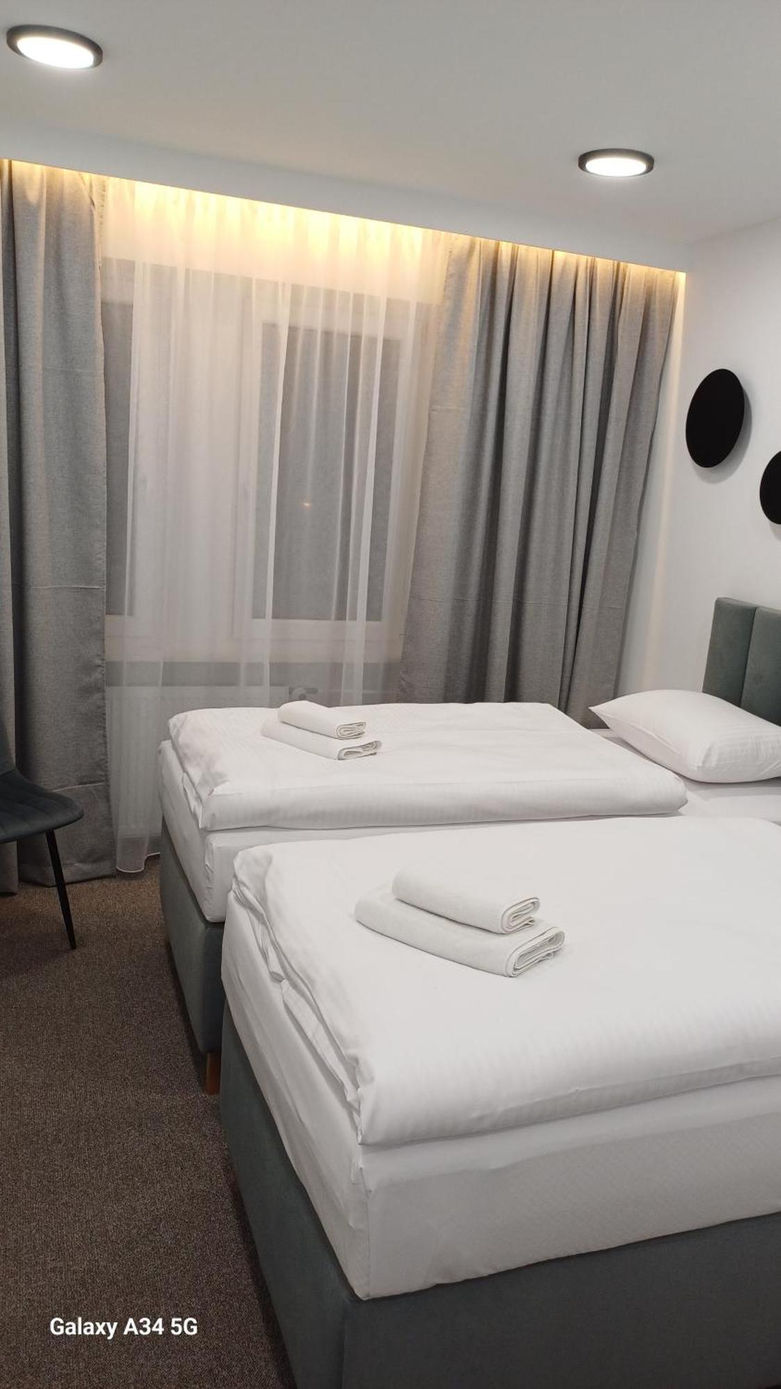 Hotel Piast Myślibórz Buitenkant foto